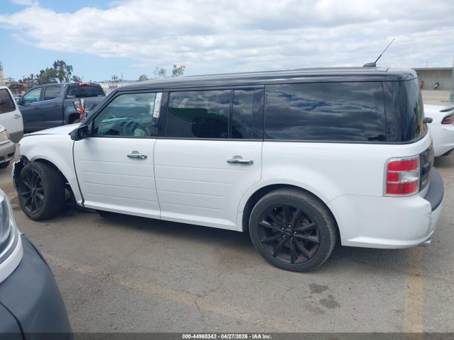 2FMGK5C87KBA28835 Ford FLEX SEL