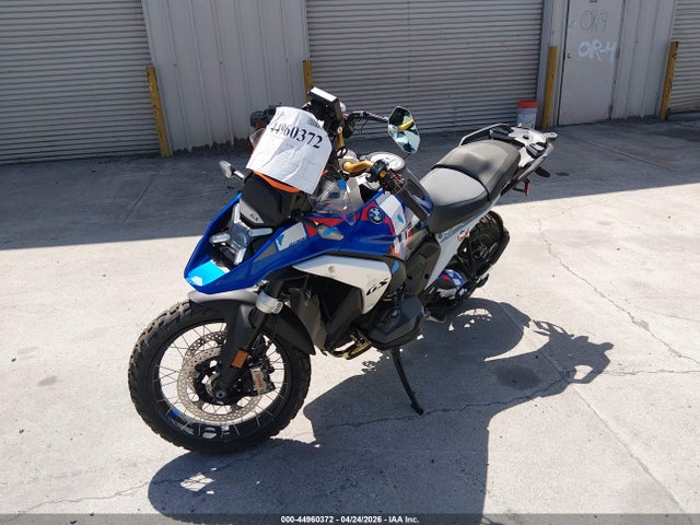 2025 Bmw R 1300 Gs მანქანა იყიდება აუქციონზე, vin: WB10M2302S6L01054, აუქციონის ნომერი: 44960372