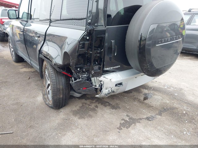 SALEJ7EX9S2444513 Land Rover Defender 110 P300