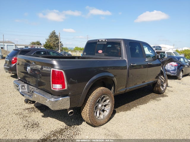 3C63R3EL3JG408438 RAM 3500 Laramie 4x4 6&#039;4 Box