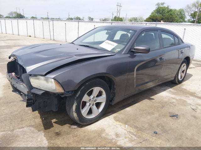 2013 Dodge Charger Se მანქანა იყიდება აუქციონზე, vin: 2C3CDXBG6DH636514, აუქციონის ნომერი: 44960449