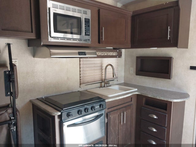 Forest River Stealth 2015 4X4TSFB26FC012762 Image 13