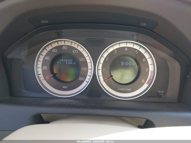 44960483 :رقم المزاد ، YV4902DZ2B2181005 vin ، 2011 Volvo Xc60 T6/t6 R-design مزاد بيع