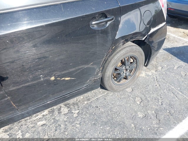 Toyota Prius Three 2015 JTDKN3DUXF0456864 Image 17