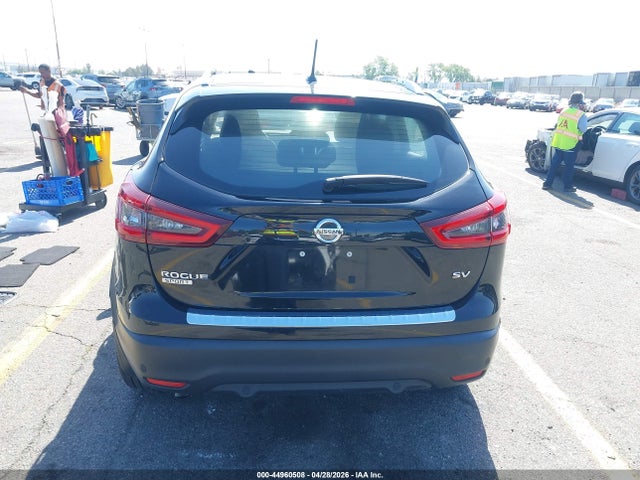 JN1BJ1BV4NW581921 Nissan Rogue Sport Sv Fwd Xtronic Cvt