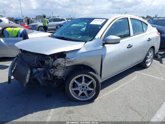 Nissan Versa 1.6 S+ 2019 3N1CN7AP3KL827258 Image 2