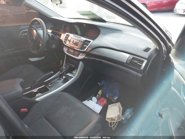 2015 Honda Accord Lx მანქანა იყიდება აუქციონზე, vin: 1HGCR2F31FA131569, აუქციონის ნომერი: 44960525