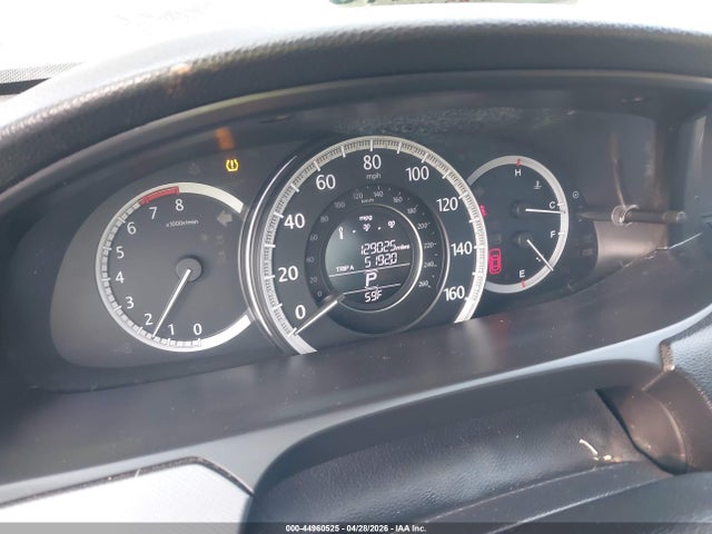 2015 Honda Accord Lx მანქანა იყიდება აუქციონზე, vin: 1HGCR2F31FA131569, აუქციონის ნომერი: 44960525