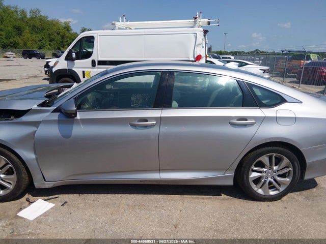 44960531 :رقم المزاد ، 1HGCV1F14JA245272 vin ، 2018 Honda Accord Lx مزاد بيع