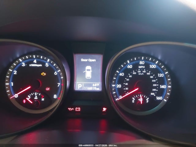 2015 Hyundai Santa Fe Sport 2.4l მანქანა იყიდება აუქციონზე, vin: 5XYZTDLBXFG300795, აუქციონის ნომერი: 44960533