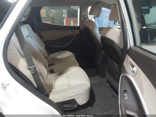 2015 Hyundai Santa Fe Sport 2.4l მანქანა იყიდება აუქციონზე, vin: 5XYZTDLBXFG300795, აუქციონის ნომერი: 44960533