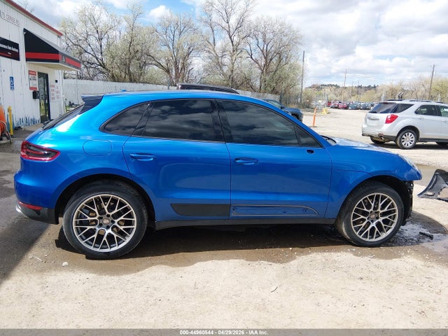 Auction sale of the 2018 Porsche Macan, vin: WP1AA2A50JLB08950, lot number: 44960544