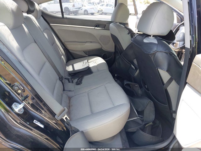 KMHD74LF0HU119025 Hyundai ELANTRA SE