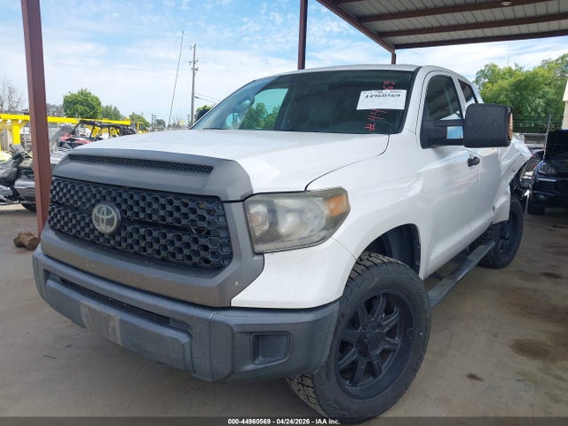 5TFRM5F18KX138811 Toyota Tundra Sr 4.6l V8