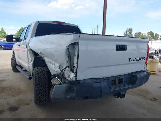 5TFRM5F18KX138811 Toyota Tundra Sr 4.6l V8