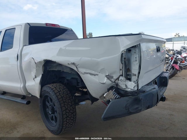 5TFRM5F18KX138811 Toyota Tundra Sr 4.6l V8