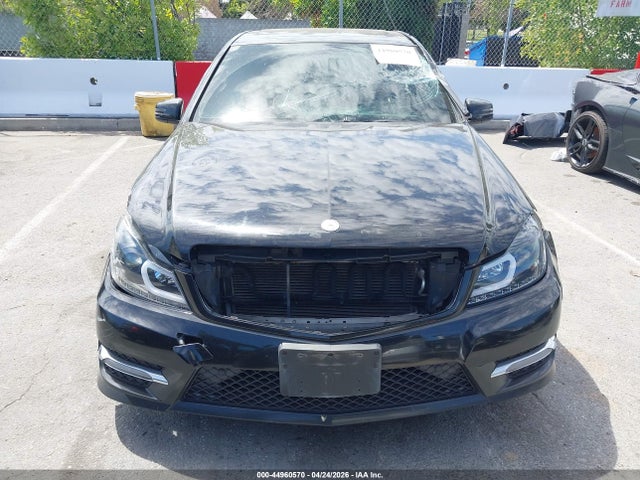 44960570 :رقم المزاد ، WDDGF5HBXCA730390 vin ، 2012 Mercedes-benz C 350 Sport مزاد بيع