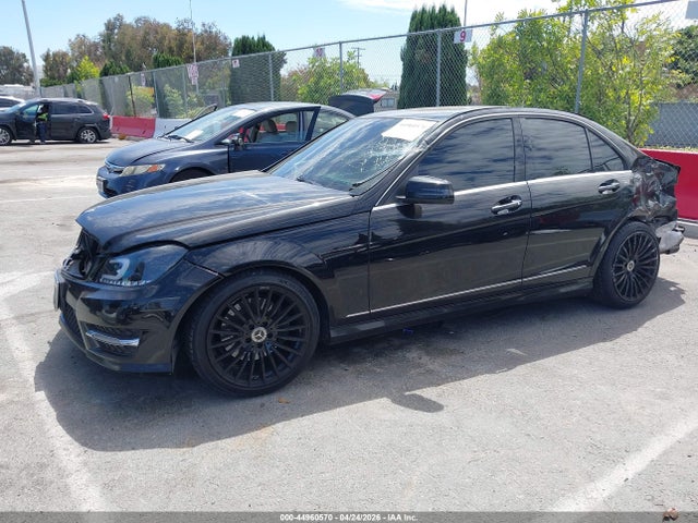 44960570 :رقم المزاد ، WDDGF5HBXCA730390 vin ، 2012 Mercedes-benz C 350 Sport مزاد بيع
