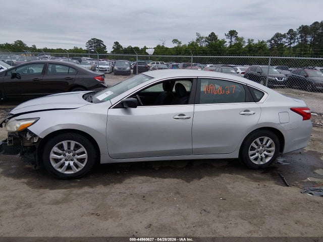 1N4AL3AP6HN348351 Nissan Altima 2.5 S