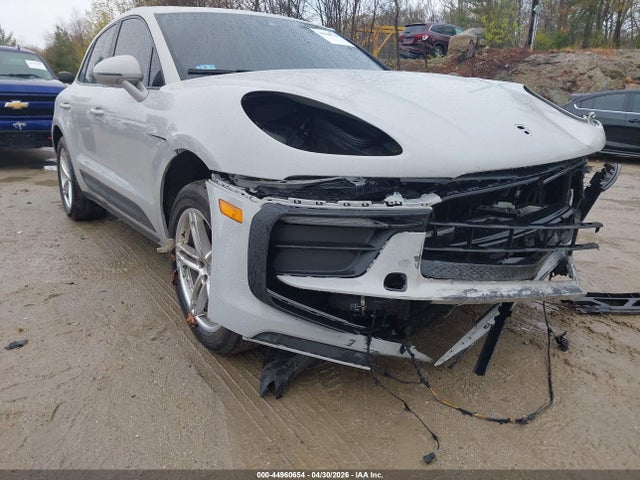 Продаж на аукціоні авто 2022 Porsche Macan, vin: WP1AA2A52NLB05120, номер лоту: 44960654