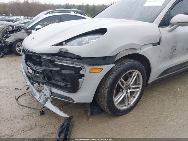Продаж на аукціоні авто 2022 Porsche Macan, vin: WP1AA2A52NLB05120, номер лоту: 44960654