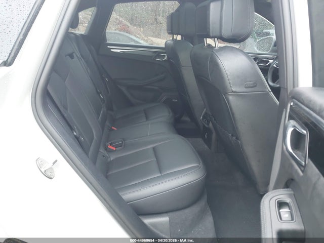 Продаж на аукціоні авто 2022 Porsche Macan, vin: WP1AA2A52NLB05120, номер лоту: 44960654