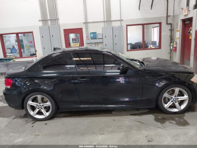 2008 Bmw 135i მანქანა იყიდება აუქციონზე, vin: WBAUC73528VF25343, აუქციონის ნომერი: 44960660