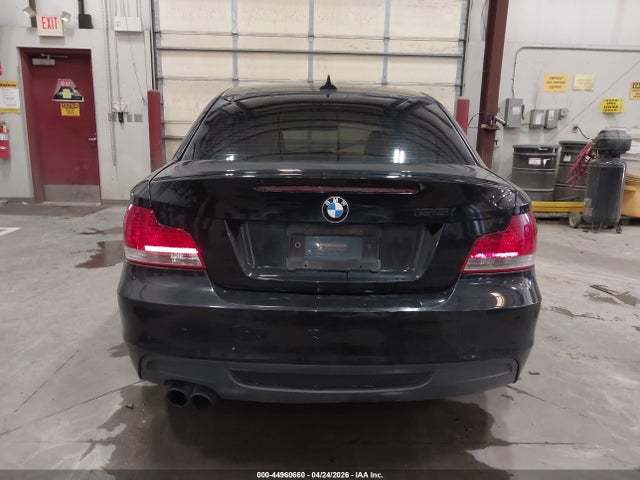 2008 Bmw 135i მანქანა იყიდება აუქციონზე, vin: WBAUC73528VF25343, აუქციონის ნომერი: 44960660