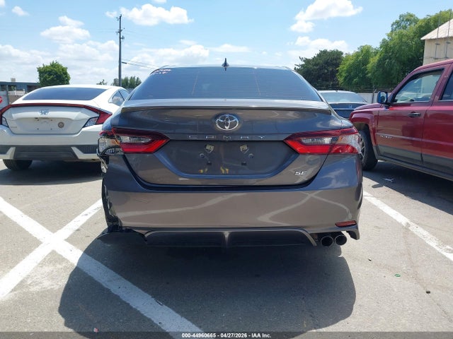 2024 Toyota Camry Se მანქანა იყიდება აუქციონზე, vin: 4T1G11AK8RU870064, აუქციონის ნომერი: 44960665
