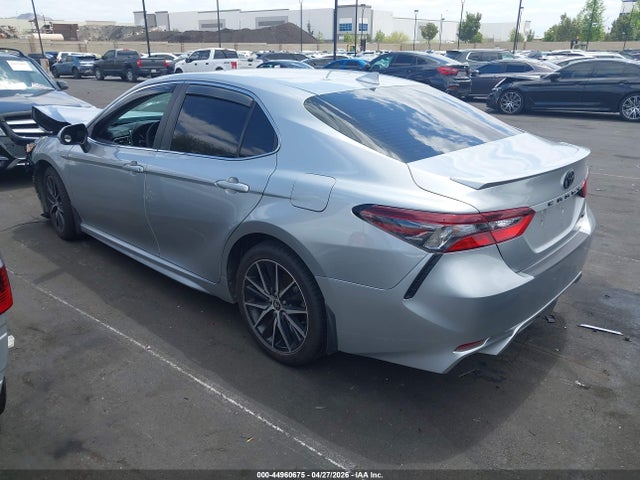 4T1G11AK1NU697241 Toyota CAMRY SE