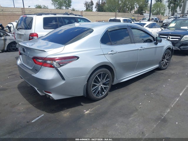 4T1G11AK1NU697241 Toyota CAMRY SE