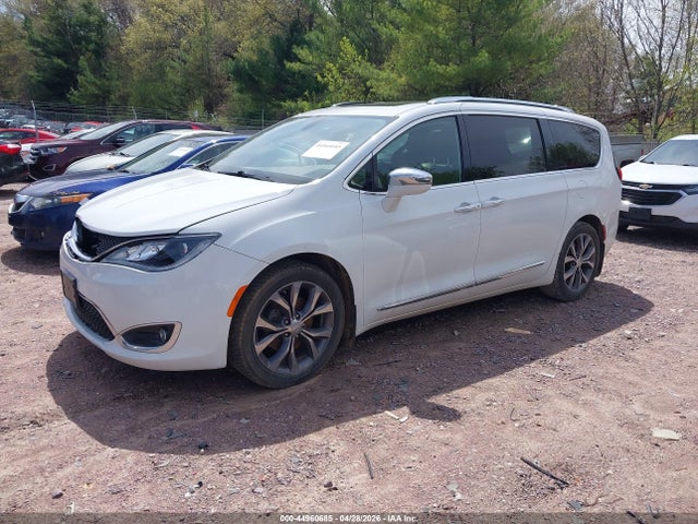Продажа на аукционе авто 2017 Chrysler Pacifica Limited, vin: 2C4RC1GGXHR506640, номер лота: 44960685