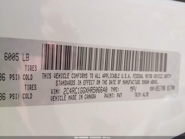 Продажа на аукционе авто 2017 Chrysler Pacifica Limited, vin: 2C4RC1GGXHR506640, номер лота: 44960685