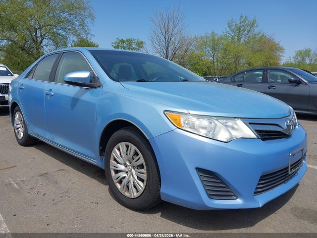 44960686 :رقم المزاد ، 4T4BF1FK9CR163699 vin ، 2012 Toyota Camry Le مزاد بيع
