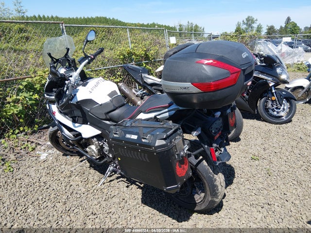BMW S 1000 Xr 2016 WB10D1308GZ462721 Image 3