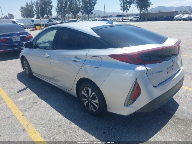 JTDKARFP8J3078217 Toyota Prius Prime Premium