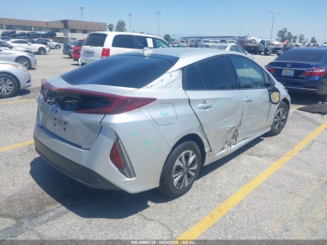 JTDKARFP8J3078217 Toyota Prius Prime Premium
