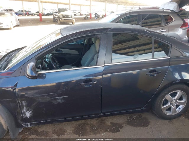 1G1PC5SBXE7292944 Chevrolet Cruze 1lt Auto