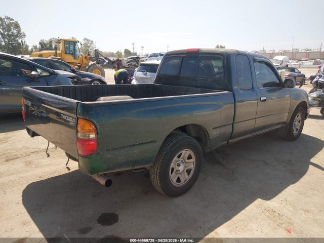 2002 Toyota Tacoma მანქანა იყიდება აუქციონზე, vin: 5TEVL52N02Z133671, აუქციონის ნომერი: 44960728