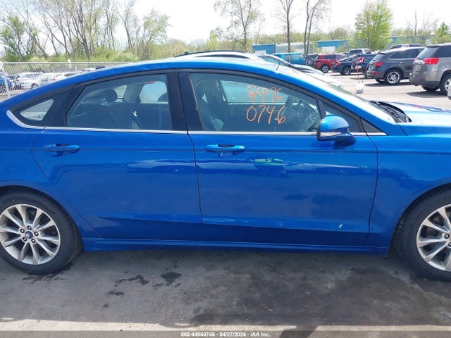 44960746 :رقم المزاد ، 3FA6P0HDXHR411694 vin ، 2017 Ford Fusion Se مزاد بيع