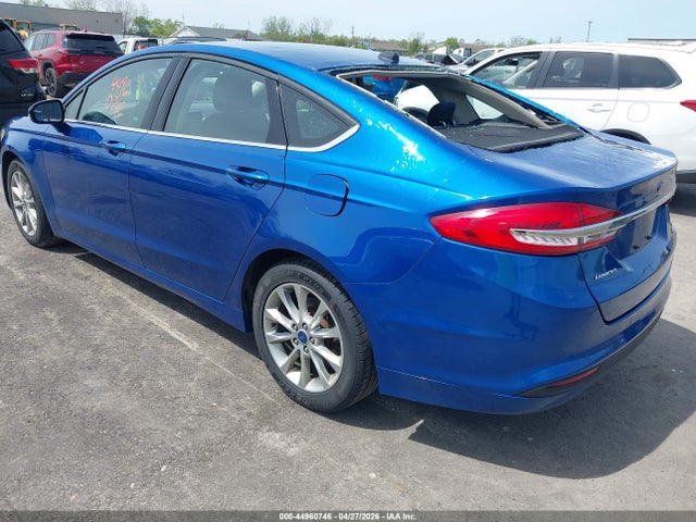 44960746 :رقم المزاد ، 3FA6P0HDXHR411694 vin ، 2017 Ford Fusion Se مزاد بيع