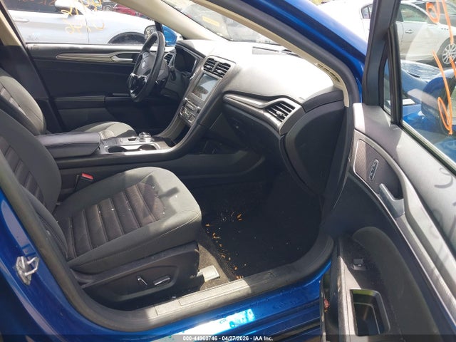 44960746 :رقم المزاد ، 3FA6P0HDXHR411694 vin ، 2017 Ford Fusion Se مزاد بيع