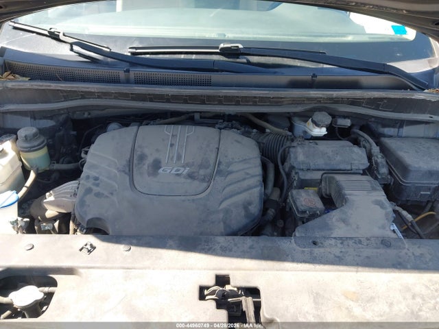 KNDMB5C13J6356387 KIA SEDONA LX