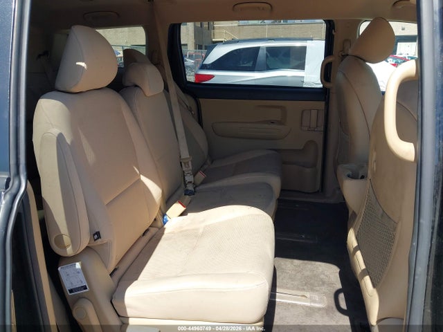 KNDMB5C13J6356387 KIA SEDONA LX