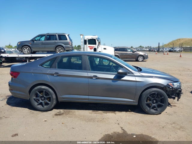 Aukcja sprzedaży 2019 Volkswagen Jetta 1.4t R-line/1.4t S/1.4t Se, vin: 3VWC57BU0KM262024, numer aukcji: 44960750