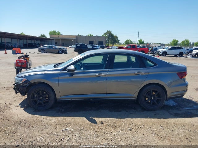 Aukcja sprzedaży 2019 Volkswagen Jetta 1.4t R-line/1.4t S/1.4t Se, vin: 3VWC57BU0KM262024, numer aukcji: 44960750