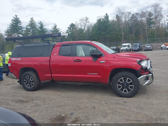 5TFUY5F19EX354962 Toyota Tundra Sr5 5.7l V8