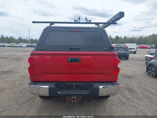 5TFUY5F19EX354962 Toyota Tundra Sr5 5.7l V8