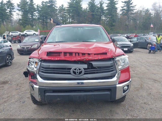 5TFUY5F19EX354962 Toyota Tundra Sr5 5.7l V8