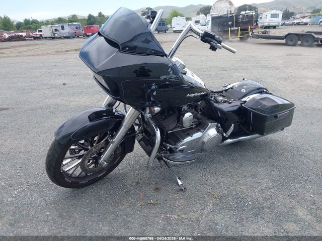 44960766 :رقم المزاد ، 1HD1KTM3XFB641527 vin ، 2015 Harley-davidson Fltrxs Road Glide Special مزاد بيع